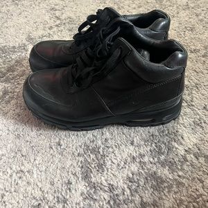Nike Goadome Boots sz 11
